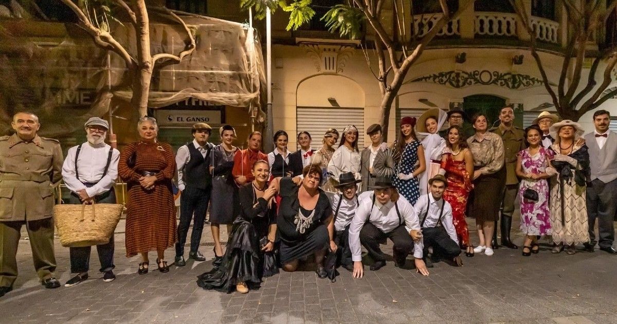 Miguel Escutia, de Mirrolde Teatro: "El Pasacalles Modernista sorprendió muchísimo"