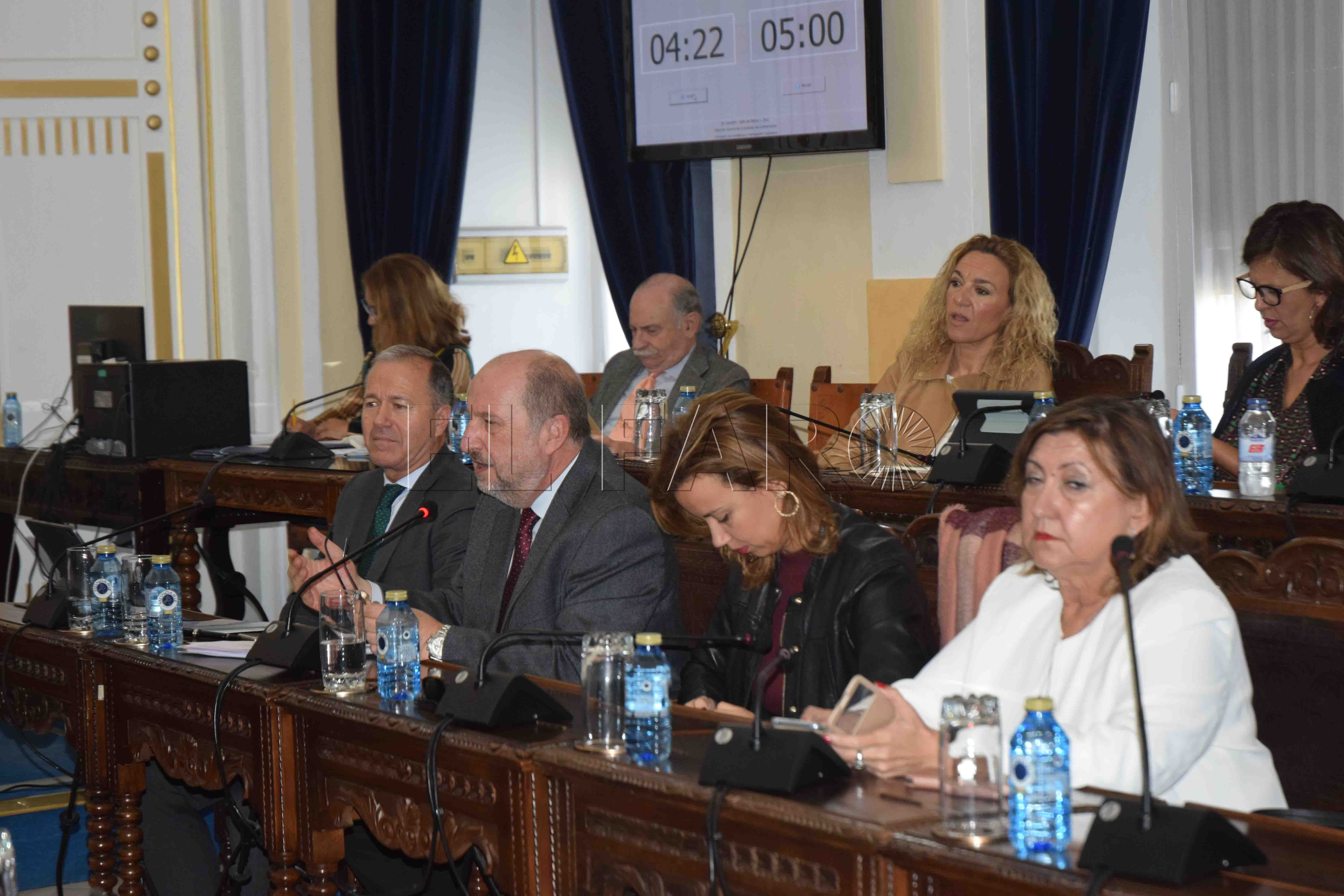 El contrato marítimo, a debate en el Pleno de Control del viernes