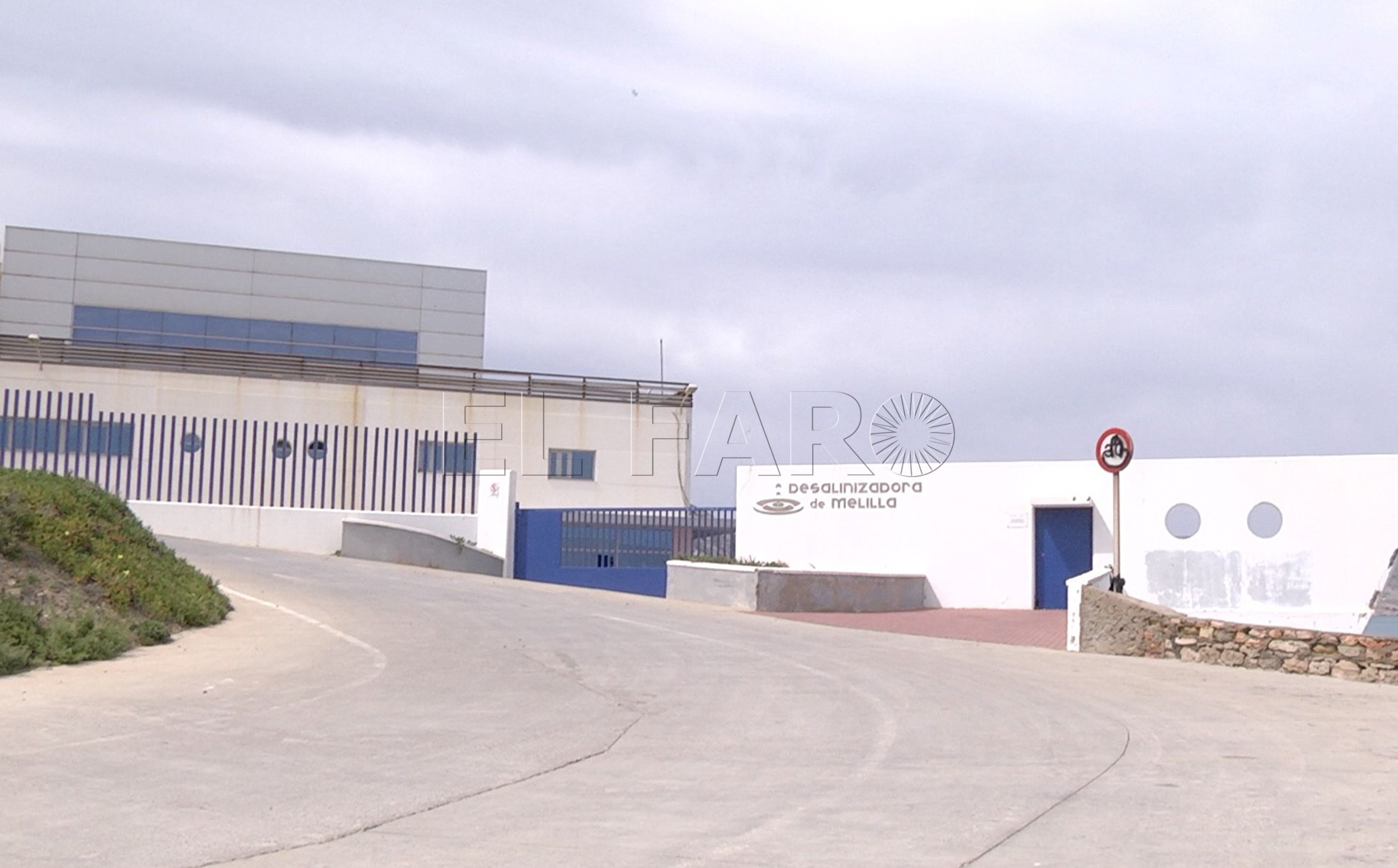 Empiezan los cortes de agua por el acoplamiento del segundo módulo de la desalinizadora