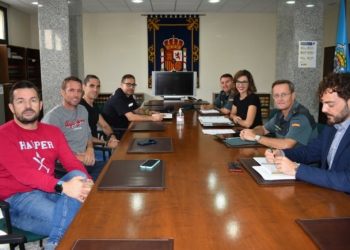 Imagen de los asistentes a la reunión que se mantuvo en la matinal de ayer en la Delegación de Gobierno para ultimar las cuestiones técnicas para materializar esta actividad.