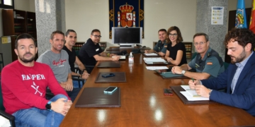 Imagen de los asistentes a la reunión que se mantuvo en la matinal de ayer en la Delegación de Gobierno para ultimar las cuestiones técnicas para materializar esta actividad.