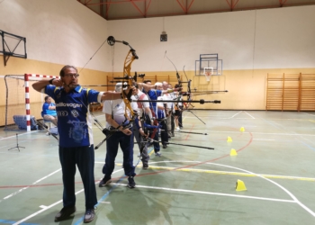 Los tiradores se preparan para realizar una de las tiradas en la competición que se llevó a cabo el pasado sábado.