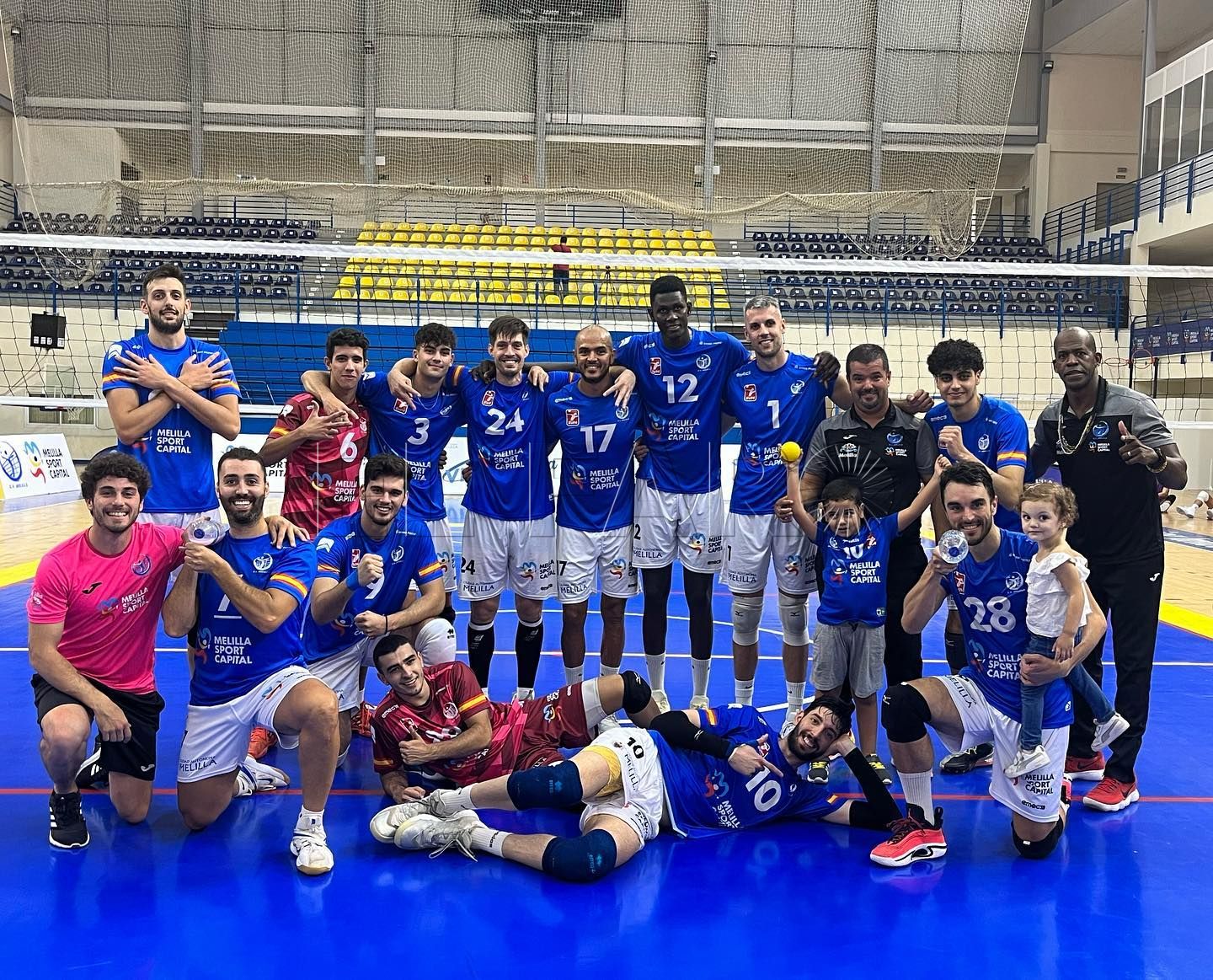 El CV Melilla barre al Manacor