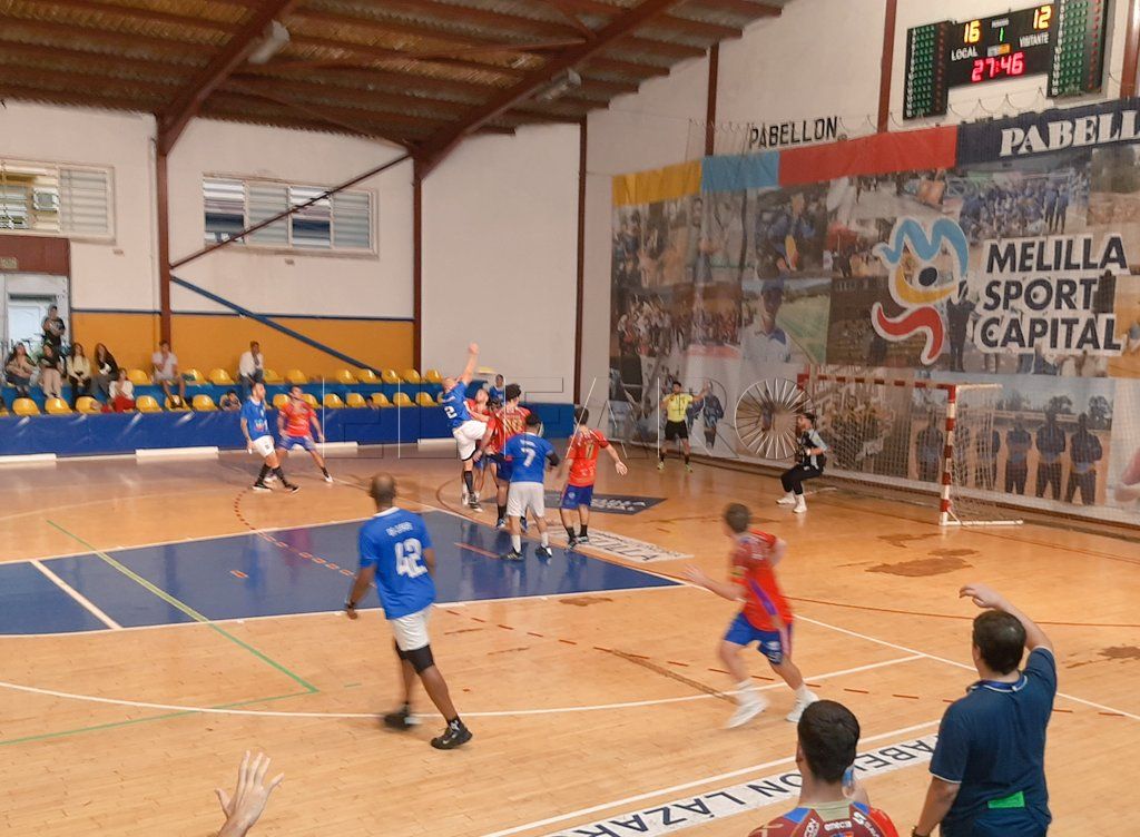 El Virgen de la Victoria barre de la pista al BM Montequinto