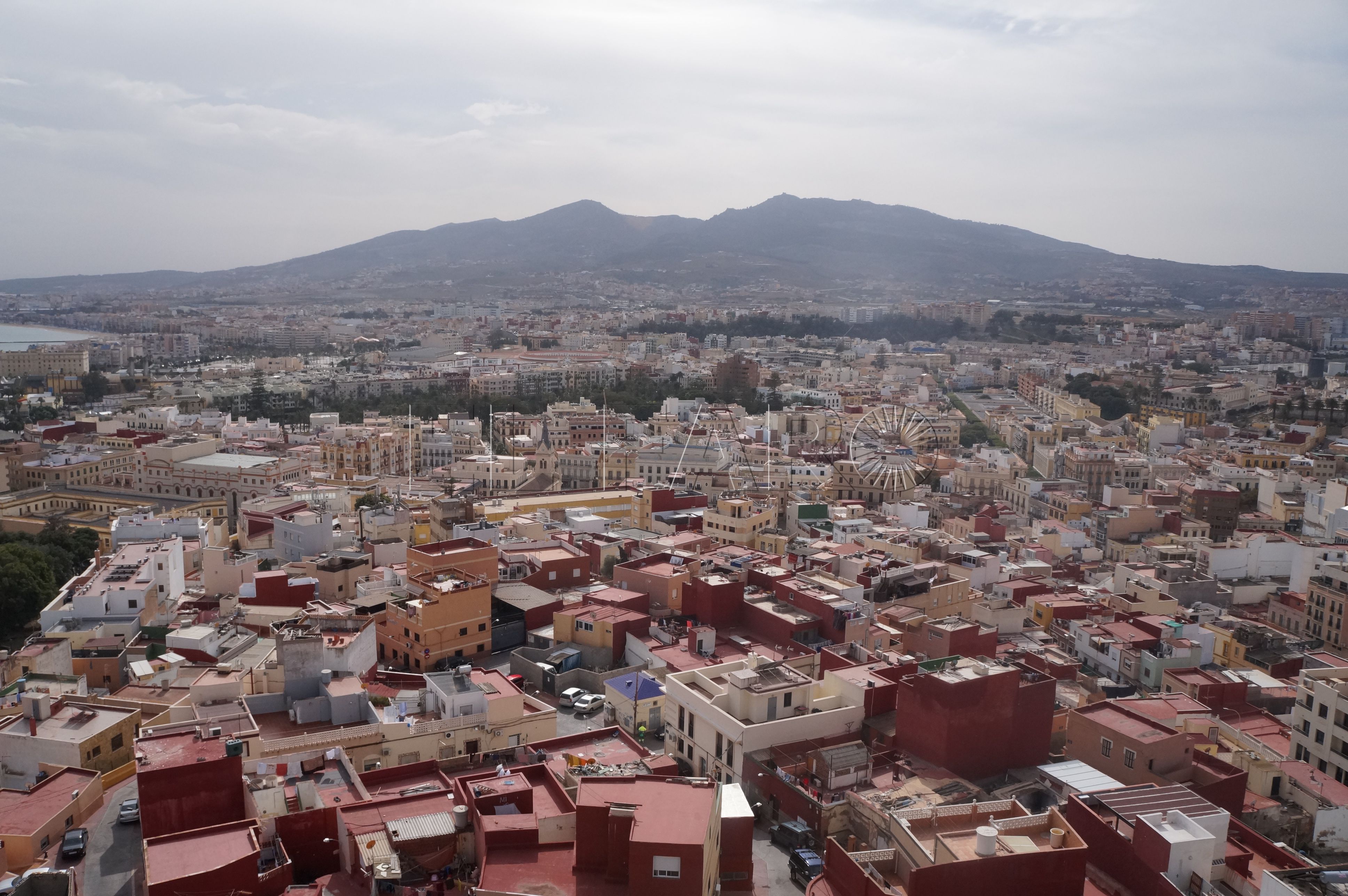 Ceuta y Melilla: de ciudades prósperas a estorbo