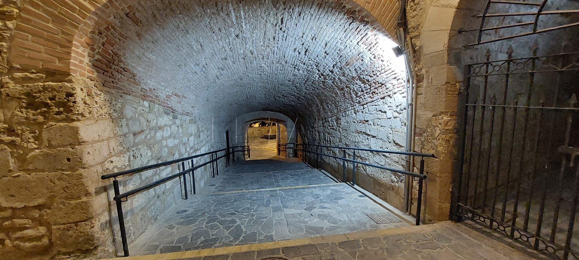 Infraestructura ilumina el Túnel de la Marina