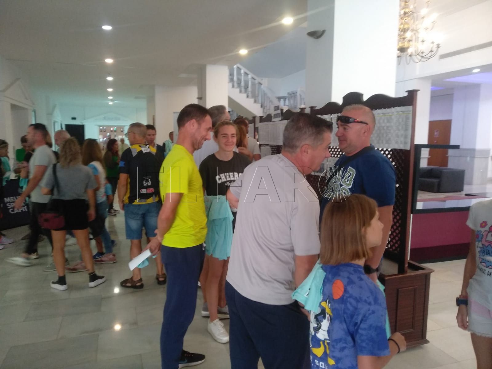 Más de un millar de corredores participan este domingo en la Carrera Contra el Cáncer