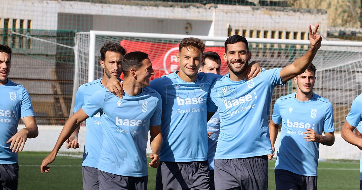 El Melilla se sumerge en el trabajo diario