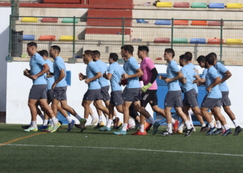 Vuelta al trabajo y centrados en el duelo ante el CD Don Benito