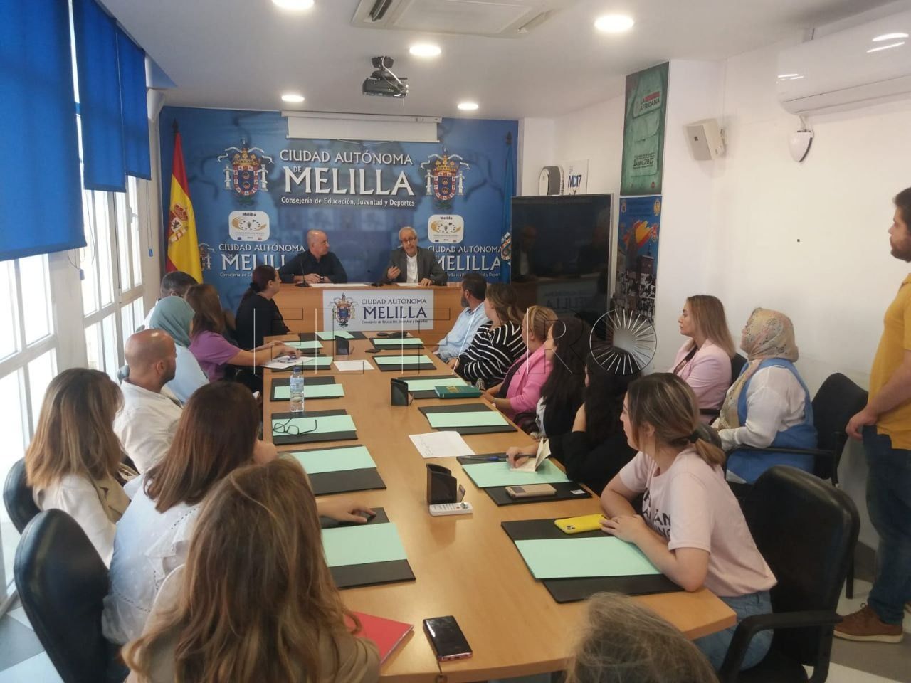 Abderrahim Mohamed presenta 'Melilla: Ciudad Social' a una veintena de entidades sociales