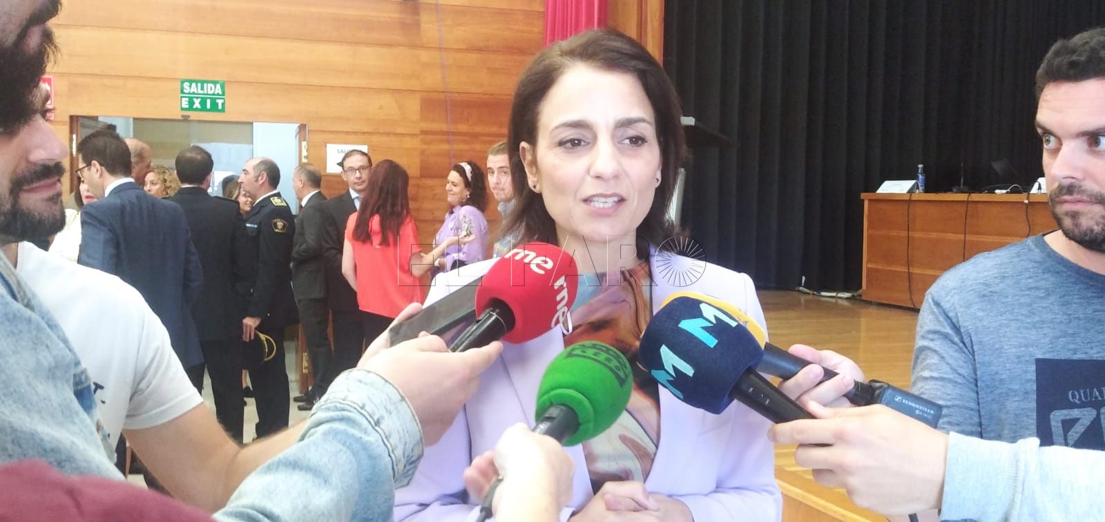 Dunia Almansouri dice a Rojas que sea consciente “de su posición política”