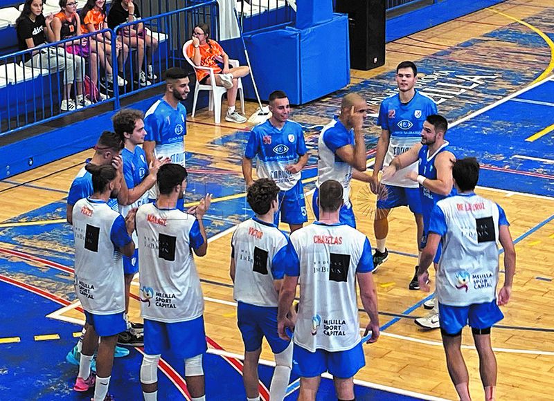 El filial estudiantil viaja a Almería a sumar su primer triunfo liguero