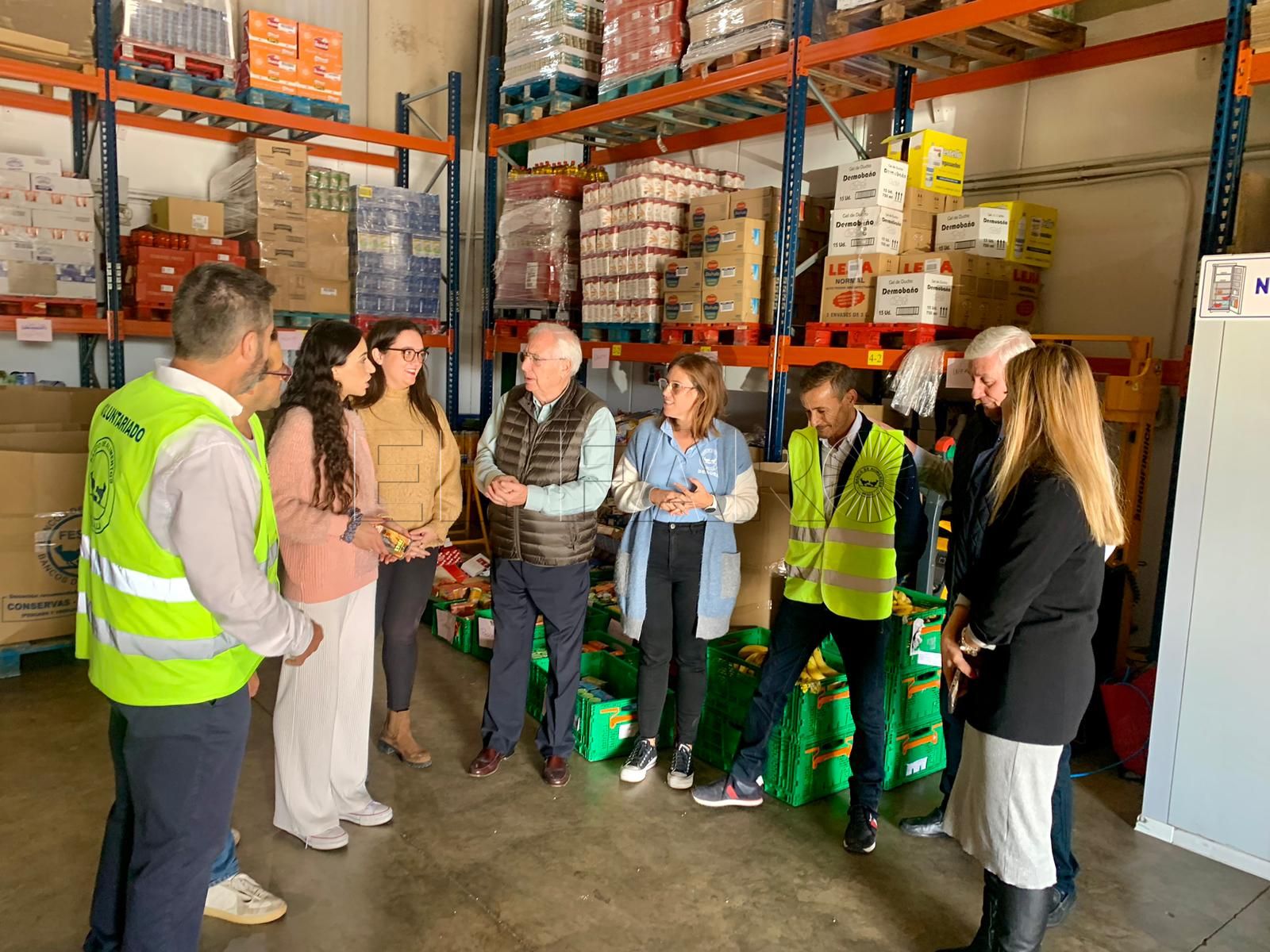 Imbroda hace un llamamiento a participar en la Gran Recogida de Alimentos