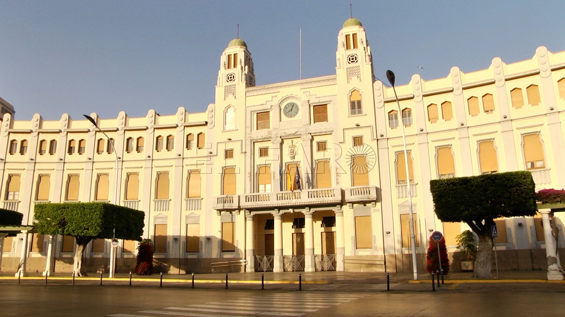 Los sindicatos urgen a Rojas a cumplir el proceso de estabilización en la Ciudad Autónoma