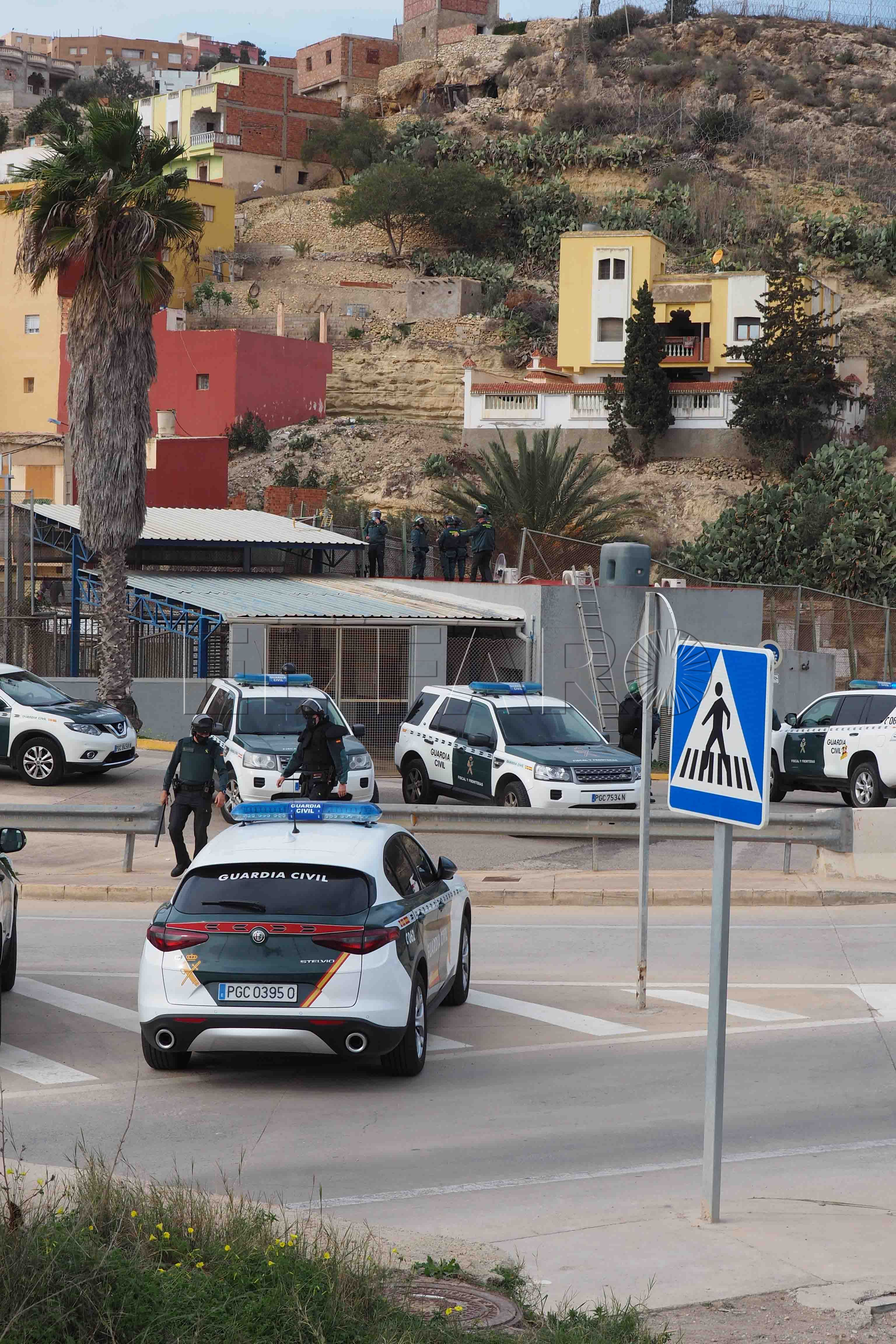 Interior reafirma su "más firme respaldo" a la Guardia Civil por el salto del 24 de junio