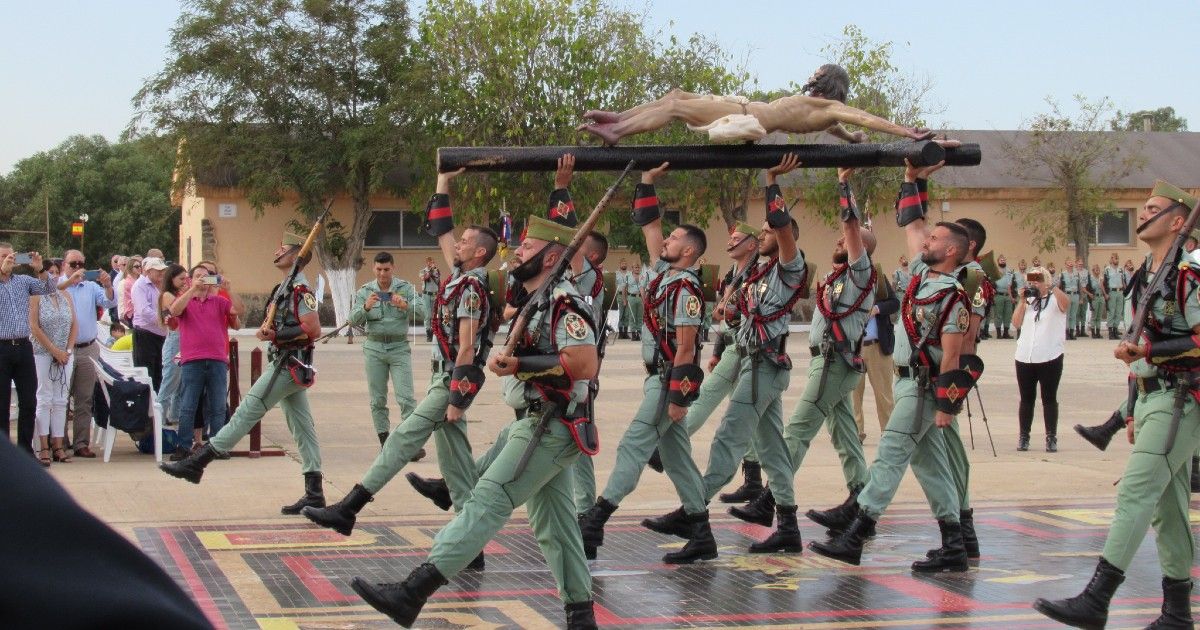 Noveno Encuentro de Veteranos de la Legión en el Tercio Gran Capitán de Melilla