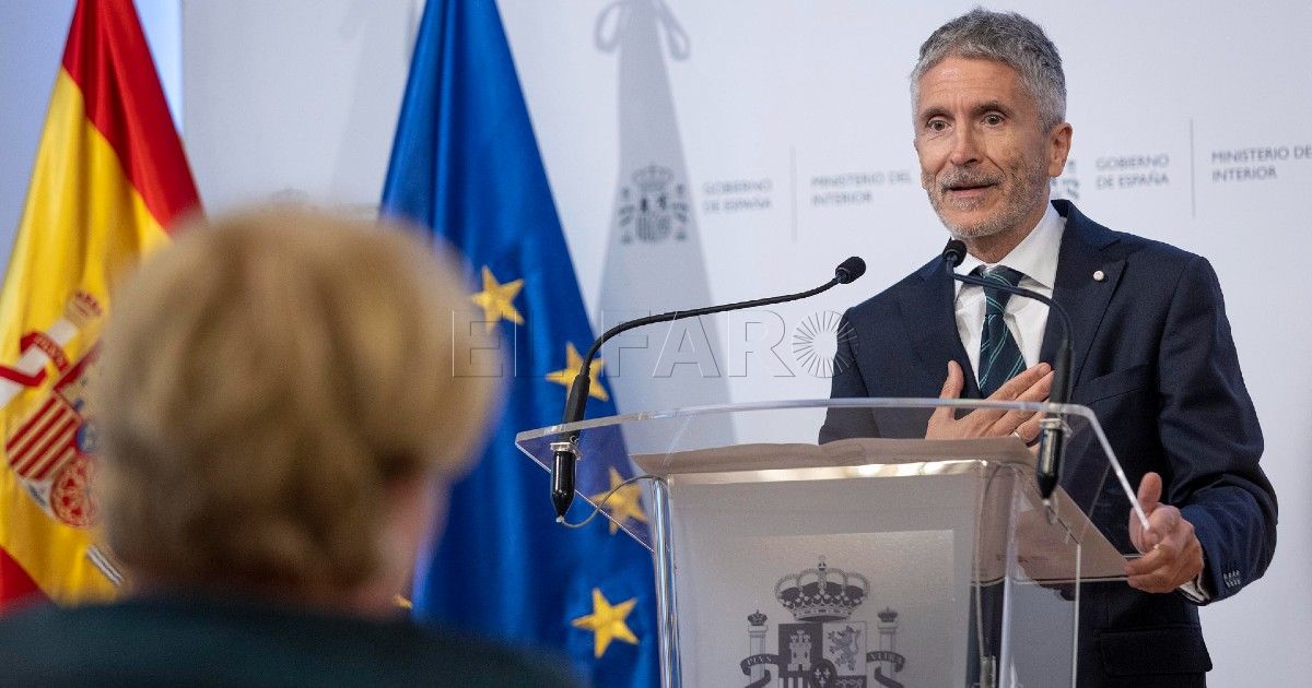 La Eurocámara emplaza formalmente a Marlaska a comparecer sobre Melilla