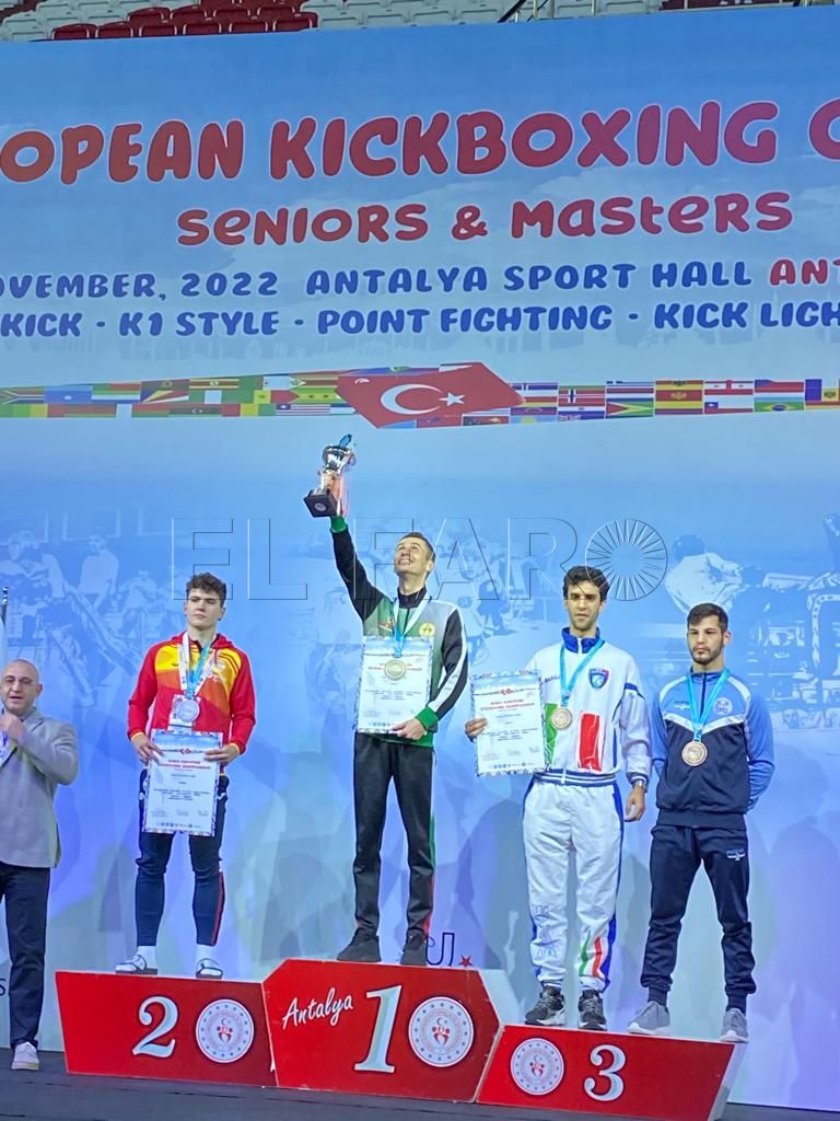 El melillense Anxo Vidal, medalla de plata en el Europeo de kickboxing