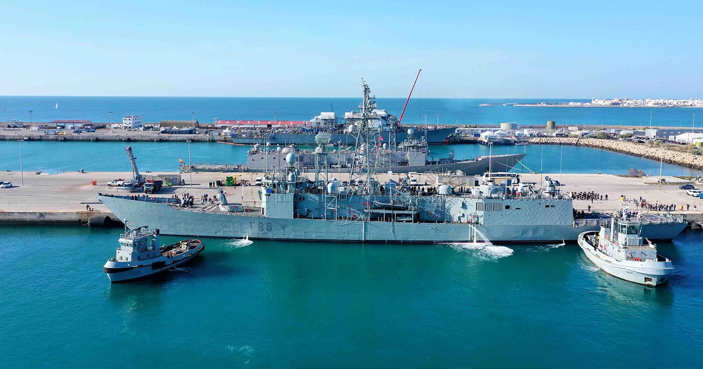 Azmani propone que Melilla acoja una unidad permanente para maniobras en el mar de Alborán