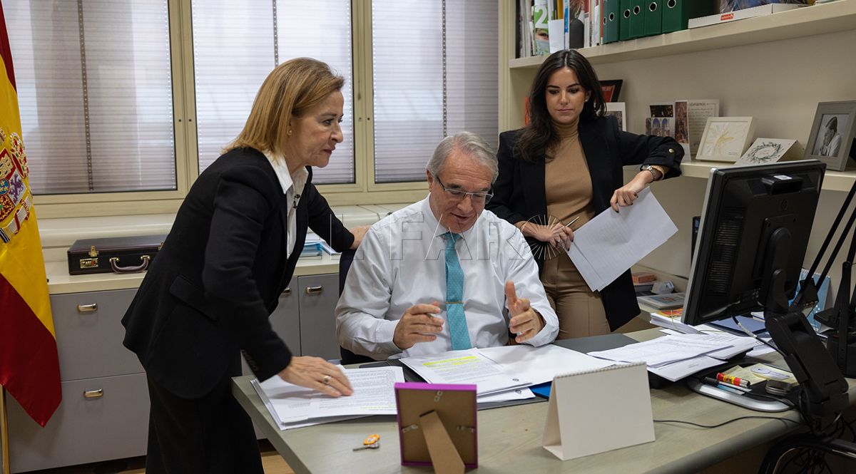 Vox decide vetar en el Senado la Ley del aborto