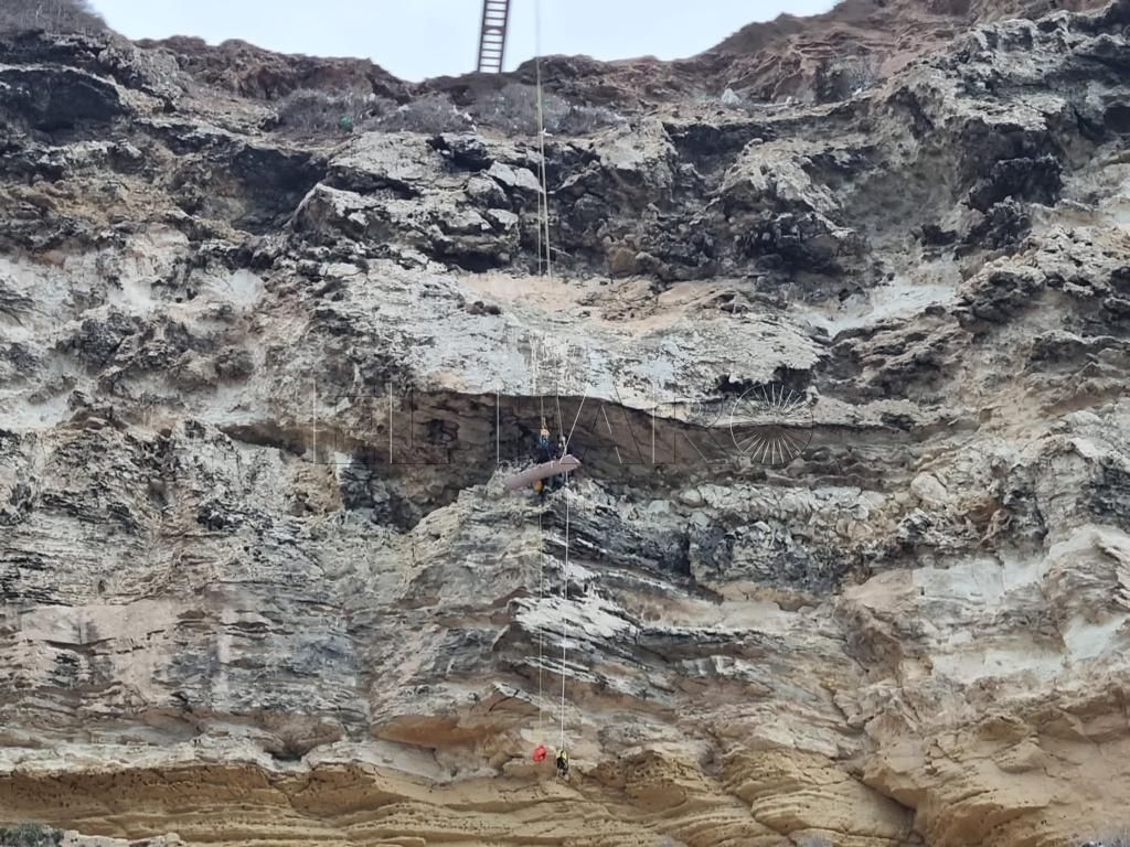 Sale de alta el joven que cayó por los acantilados