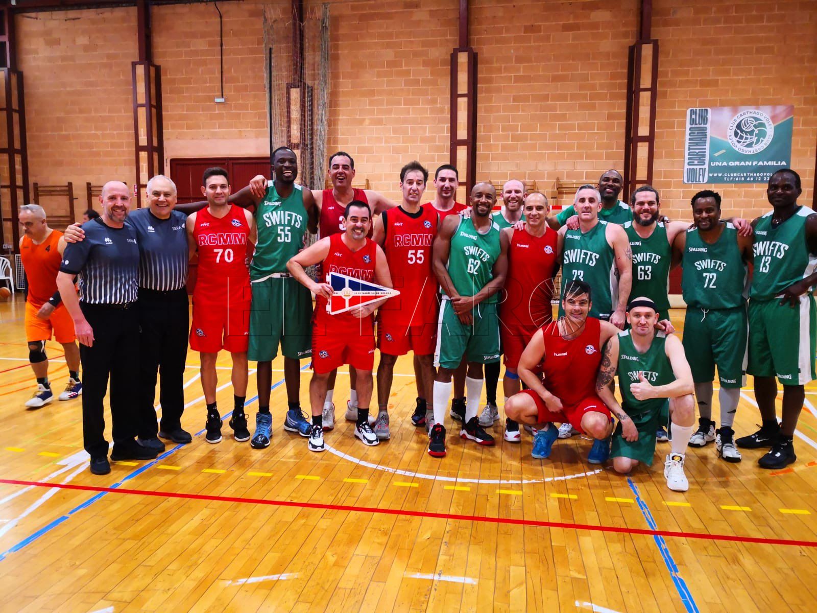 El Real Club Marítimo toma parte en el Mamba Basket + 40