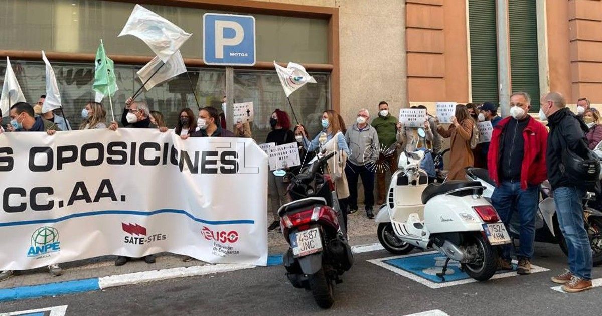 Feuso inicia una recogida de firmas para exigir que los docentes de Melilla cobren sus atrasos