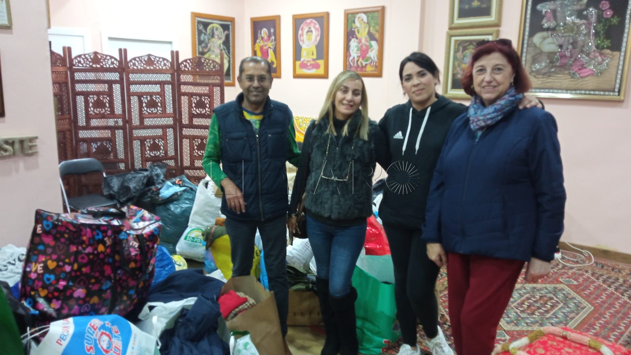 La Comunidad Hindú recoge 1.500 kilos de ropa para las personas necesitadas