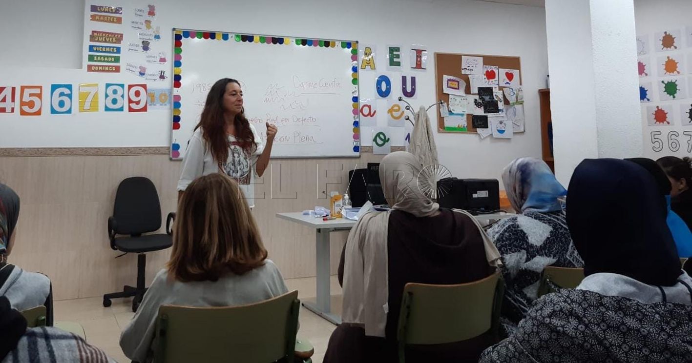 La Unidad Contra la Violencia de Género lleva a cabo un taller de yoga y autocuidado para mujeres víctimas