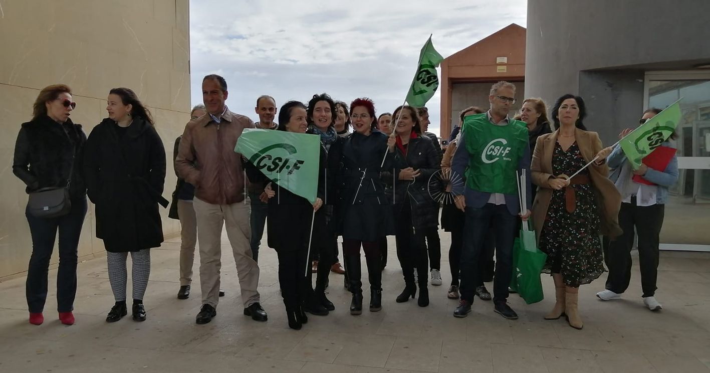 Concentración contra la Ley Orgánica de Eficiencia Organizativa