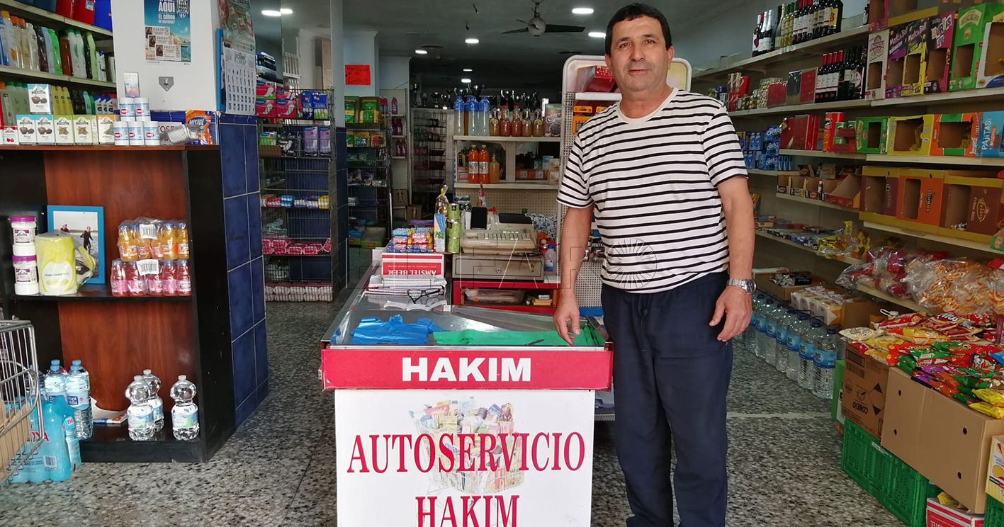 Hakim Bumedien: "La calle Margallo la han matado; era mejor que la calle Larios en Málaga"