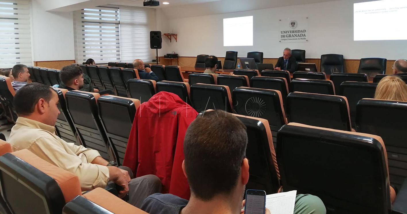 Un catedrático de la UGR alerta de grupos itinerantes que animan a unirse a la 'yihad'