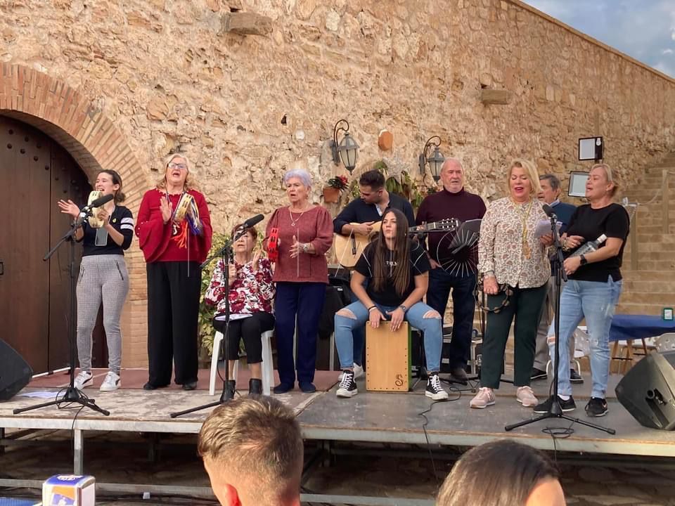 La Hermandad del Rocío, encantada con la ‘Zambombá’, piensa repetir