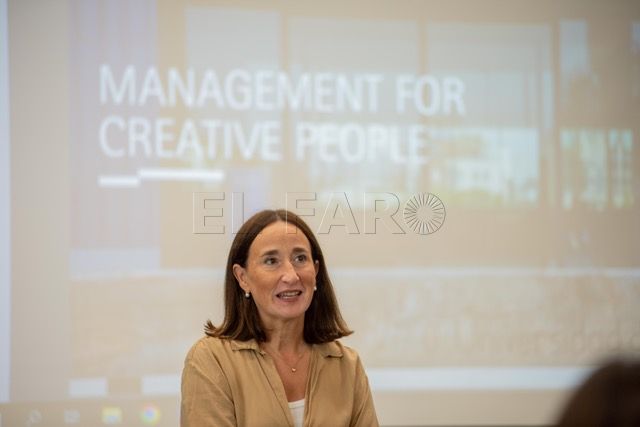 “No se puede sustituir la experiencia comprensiva del cara a cara, donde todo enseña, todo educa”