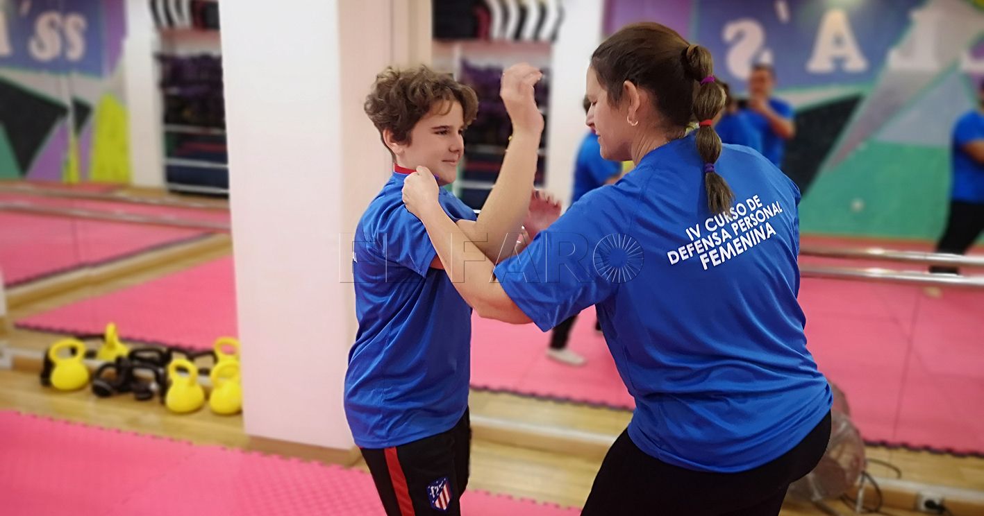 La AV El Pueblo organiza un curso de defensa personal para mujeres