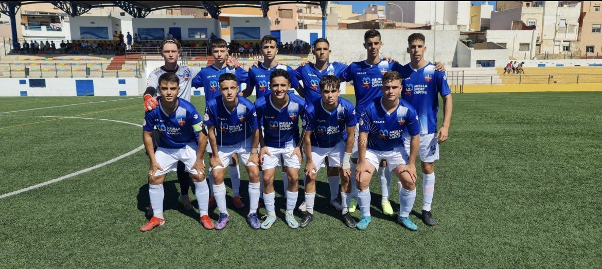 El CF Rusadir no puede sacar nada en el terreno de juego del colista