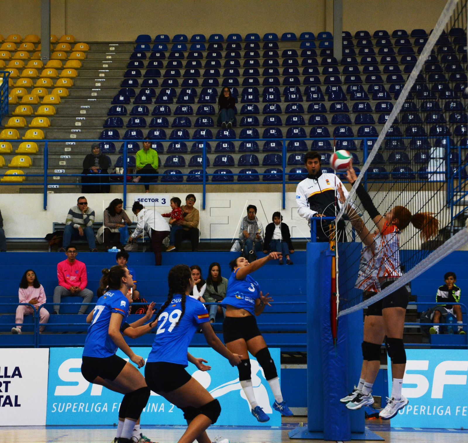 Plácido triunfo del CV Melilla