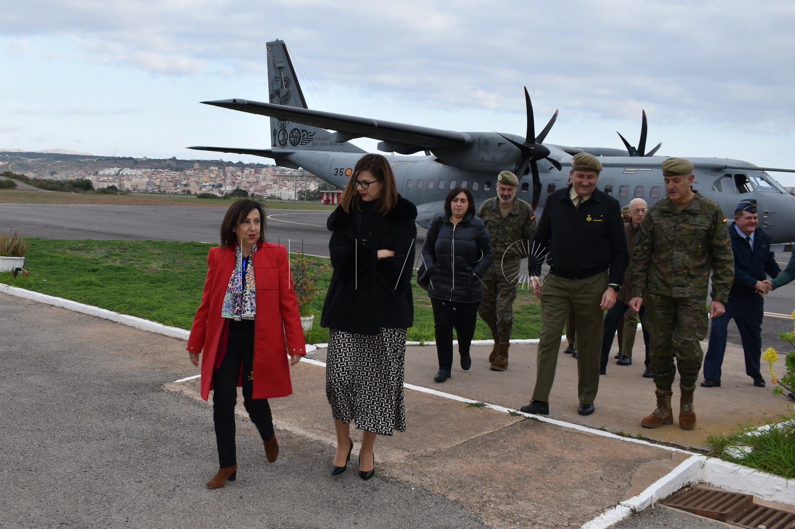La Ministra de Defensa, Margarita Robles, ya se encuentra en Melilla