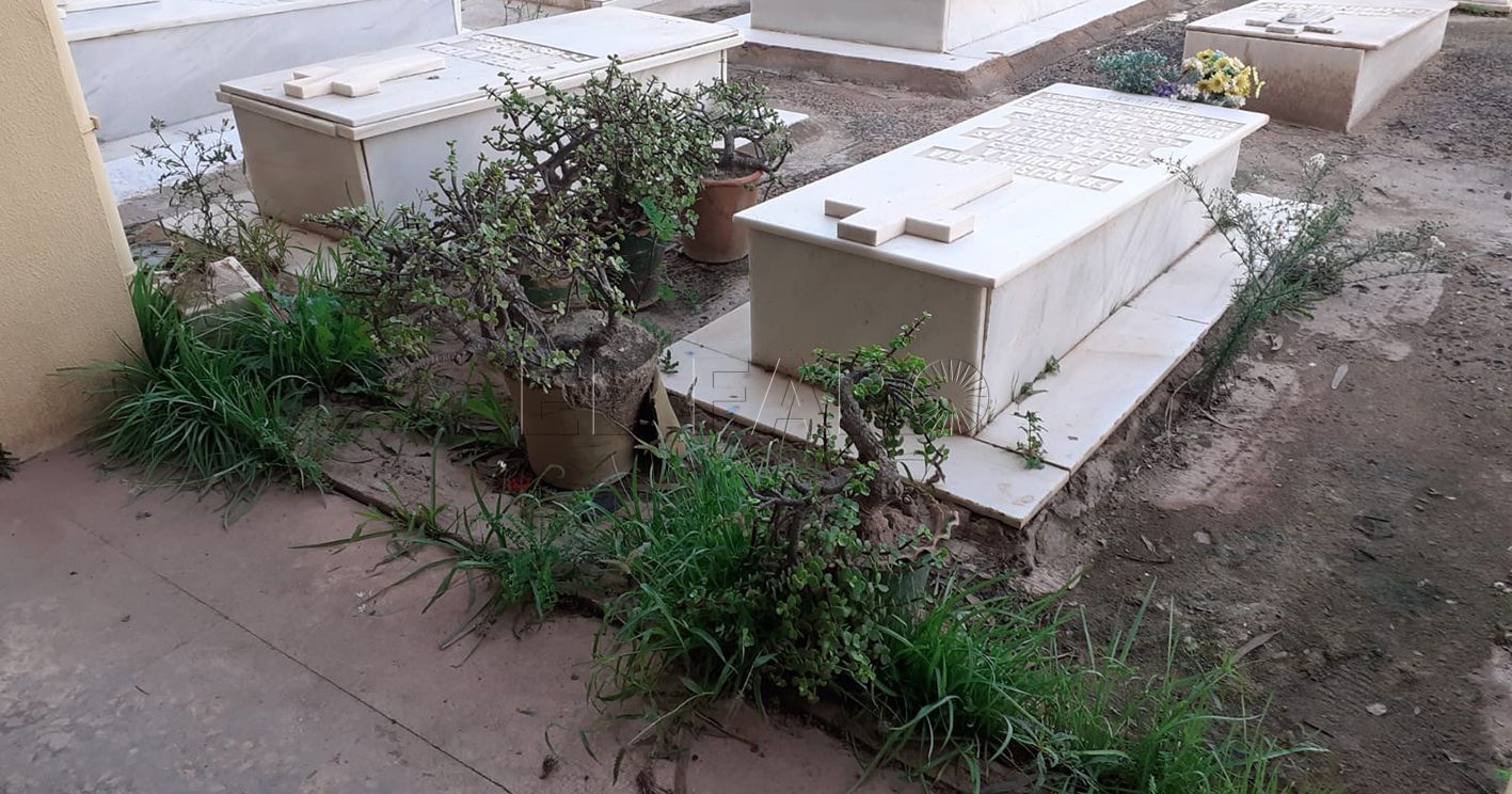 El estado del cementerio municipal despierta las quejas de los ciudadanos