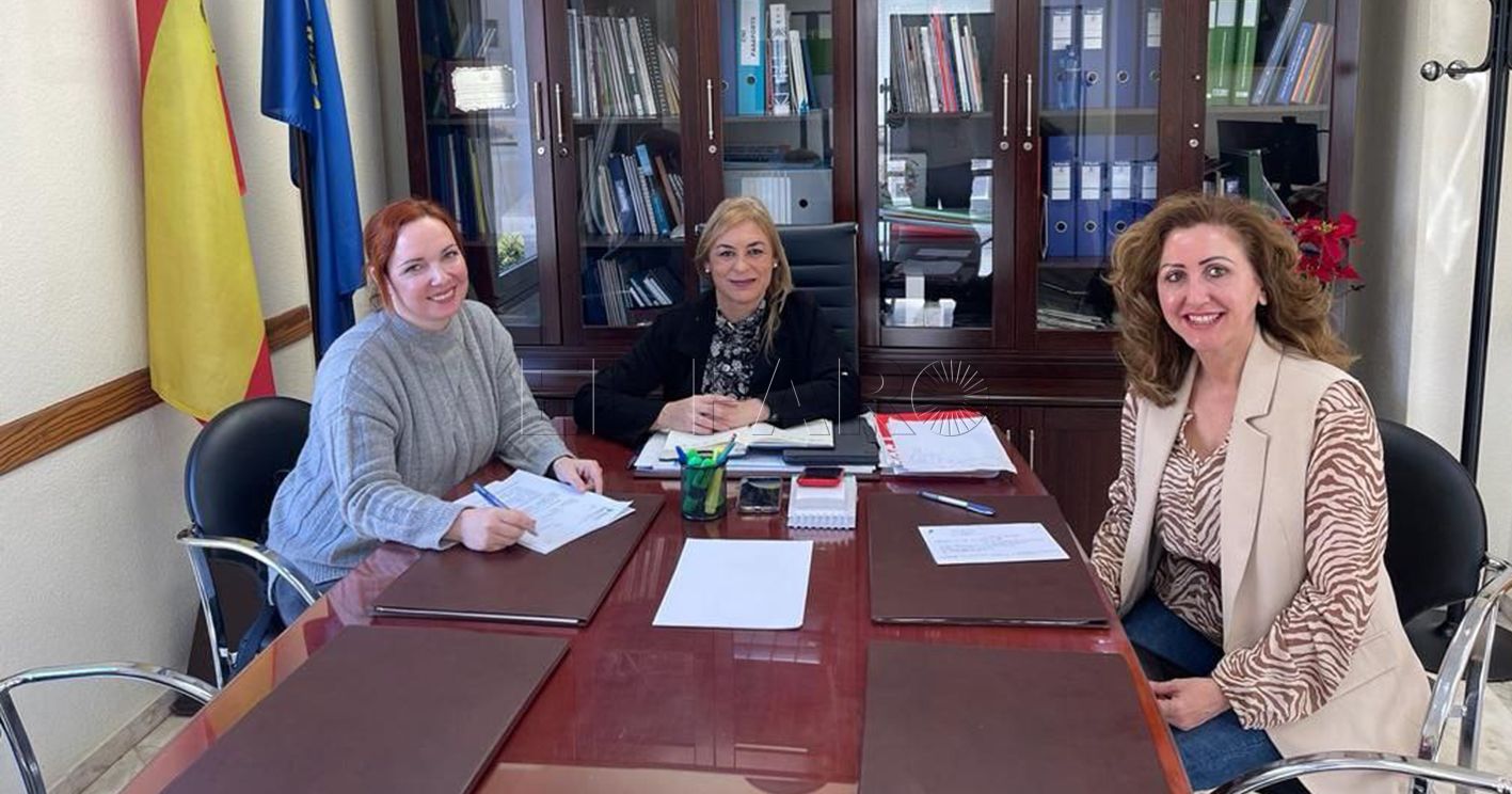 Maeso y Adomel se reúnen para evaluar el proyecto sobre las colonias de gatos