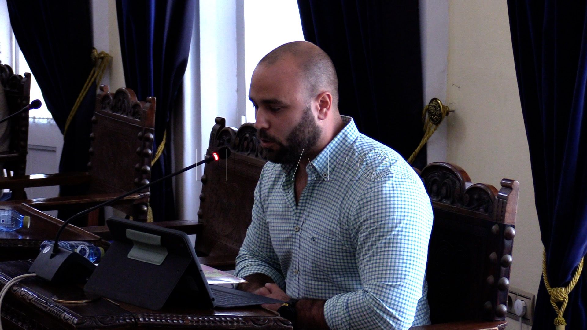 Vox dice que el Gobierno vive “una realidad paralela” sobre Melilla