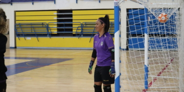 La guardameta Sara Soares es uno de los grandes pilares del conjunto melillense, aportando no solo paradas decisivas sino que incluso aporta algún que otro gol a su equipo.