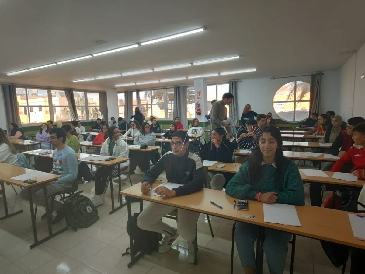 Melilla celebra la Fase Local de la XXXIV Olimpiada de Química