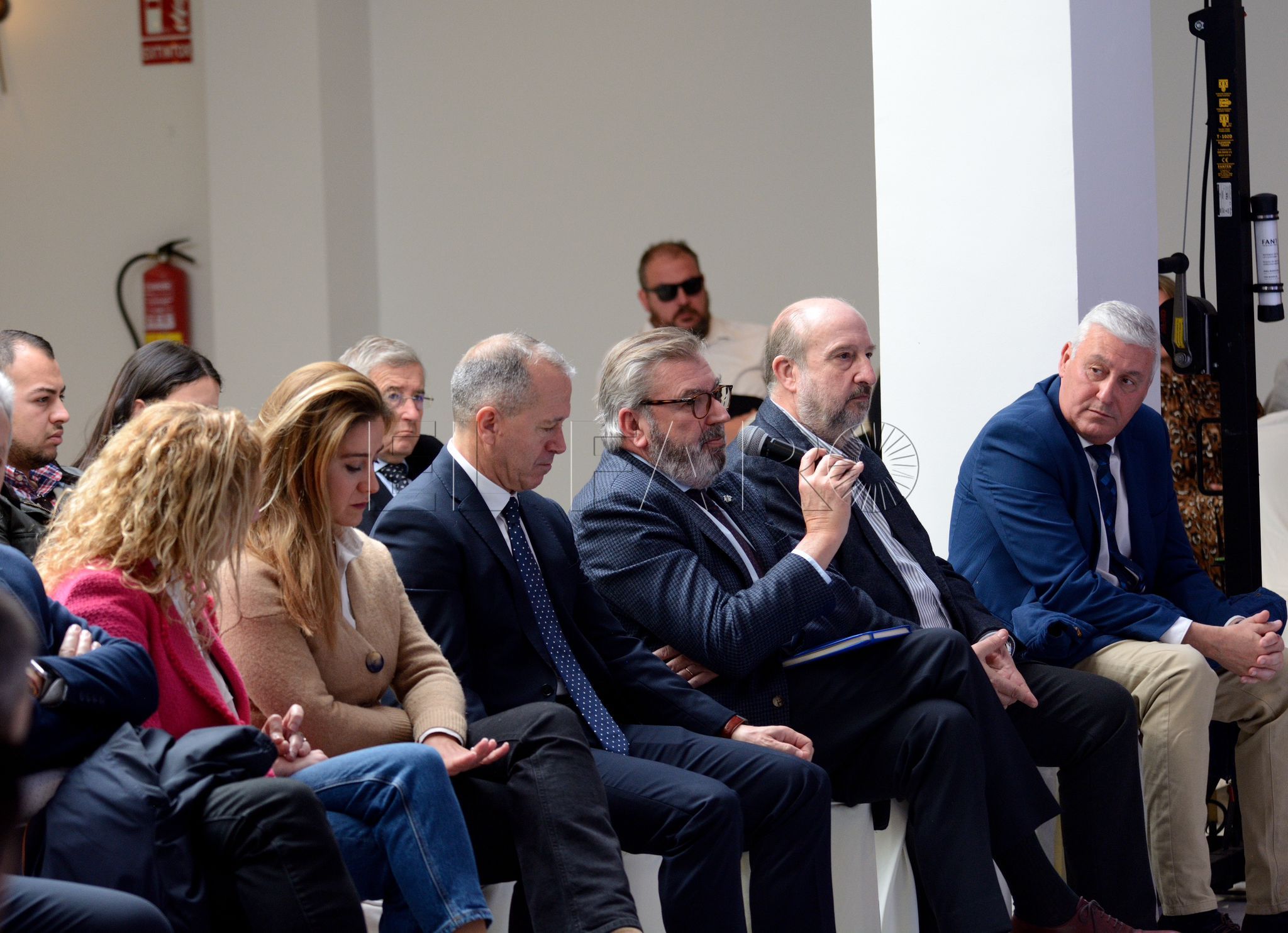 Empresarios califican como “interesantes” los temas abordados en el foro con Juan Bravo