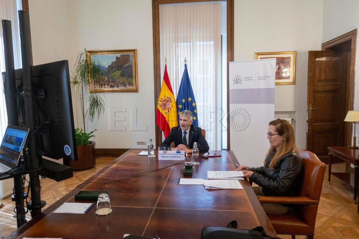 Marlaska reafirma la “sólida colaboración” de España con los países de Oriente Medio y el norte de África en la lucha contra el terrorismo