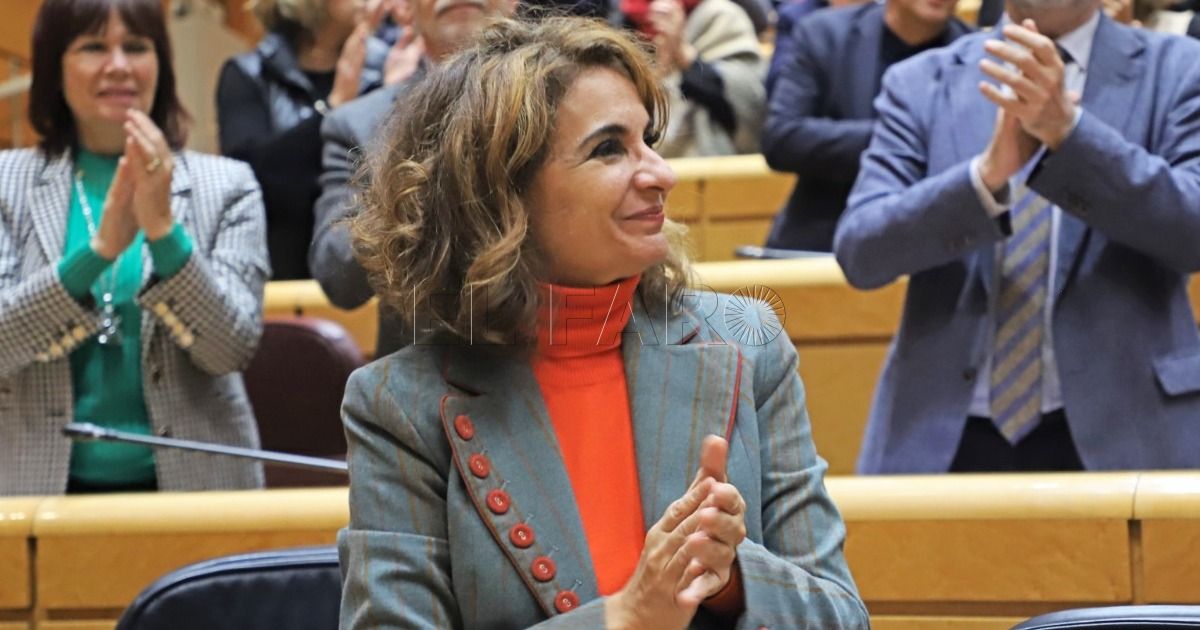La ministra María Jesús Montero niega "significación política" en la ausencia de Podemos de la RAN