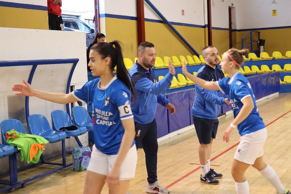 El MSC Torreblanca FS B de Kris se trabaja una gran victoria ante Comgeceu