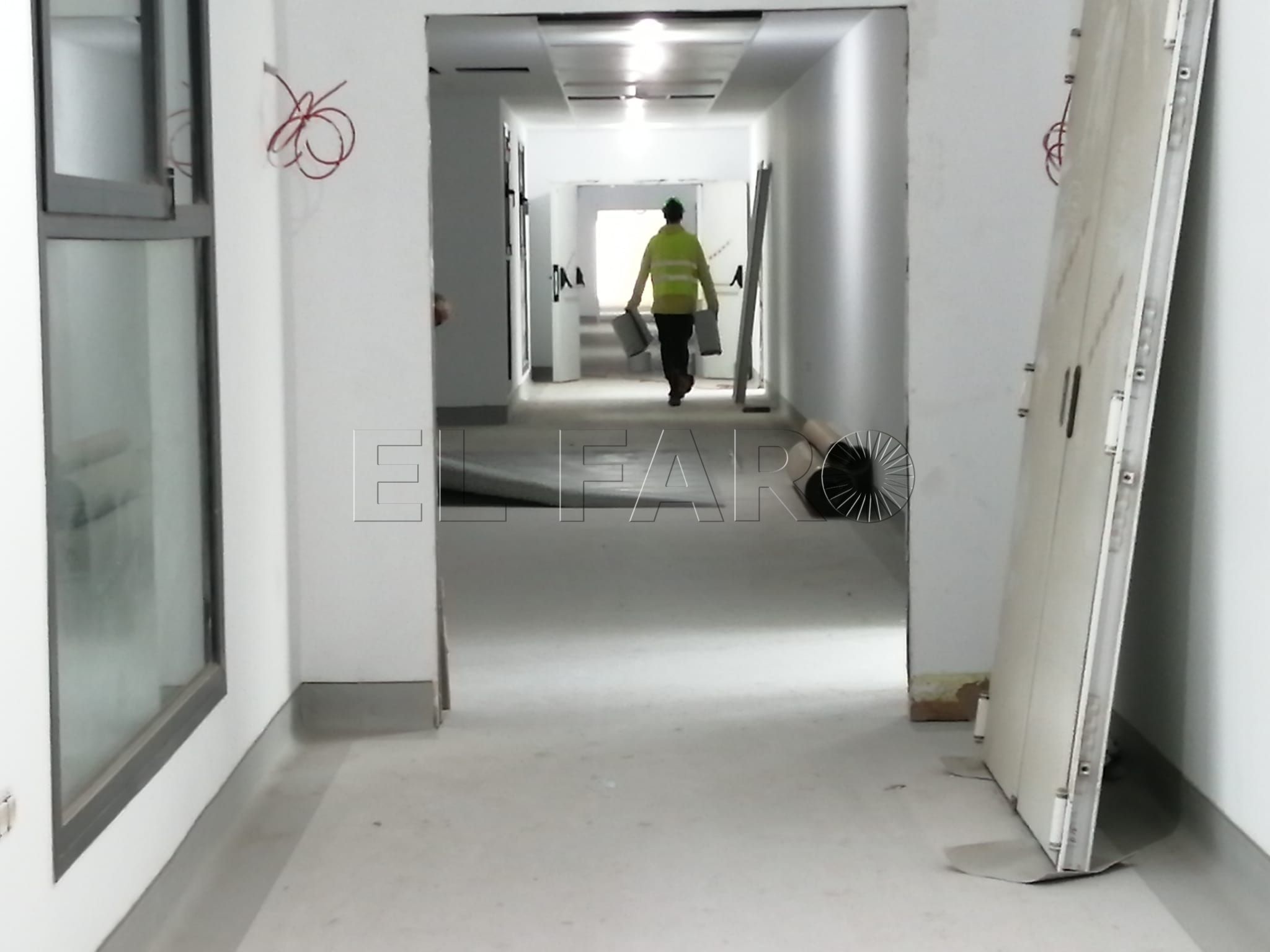 La sanidad universal del PSOE vs el ‘sálvese quien pueda’ del PP