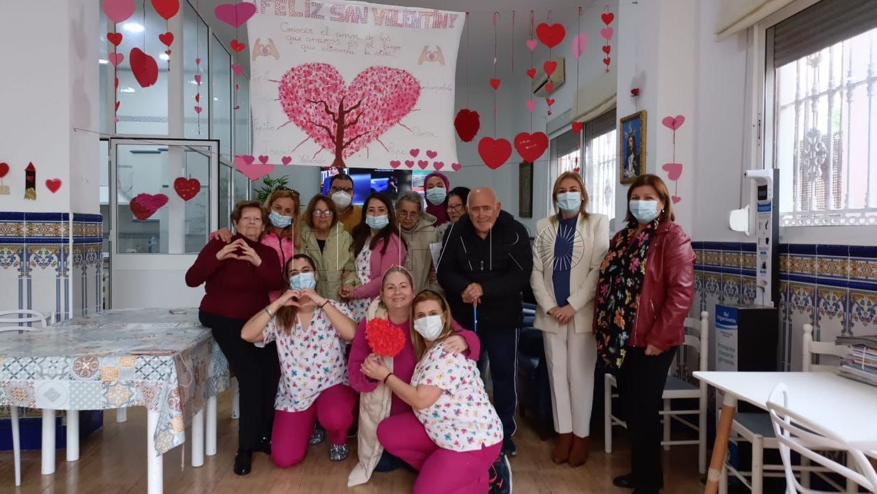 Maeso visita el Centro de Día de la Asociación de Alzheimer en Melilla