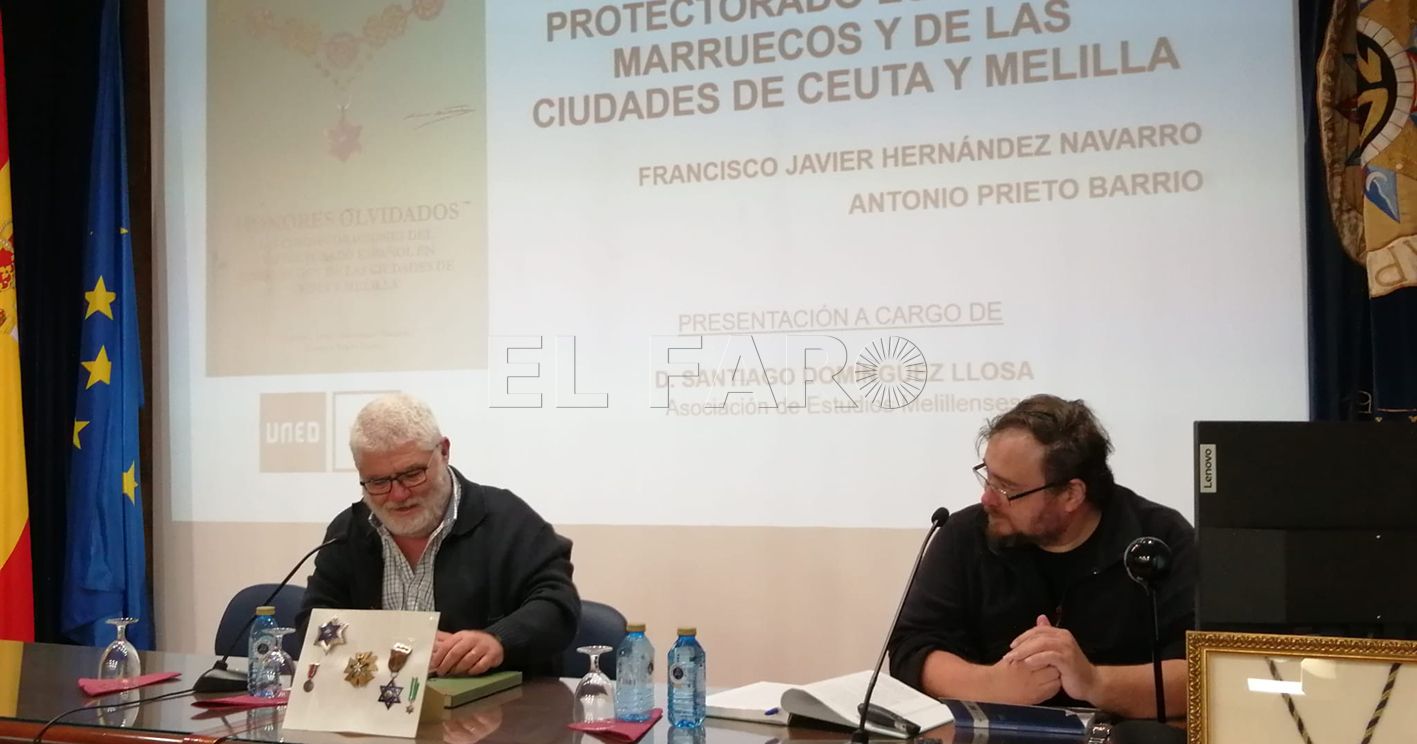 La UNED presenta un libro sobre las condecoraciones durante el Protectorado